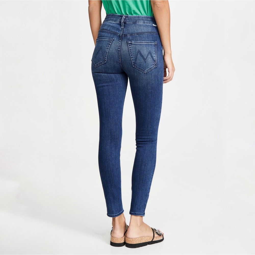 Mother | High Waisted Looker Ankle Jeans Watch Me Wash Size 24